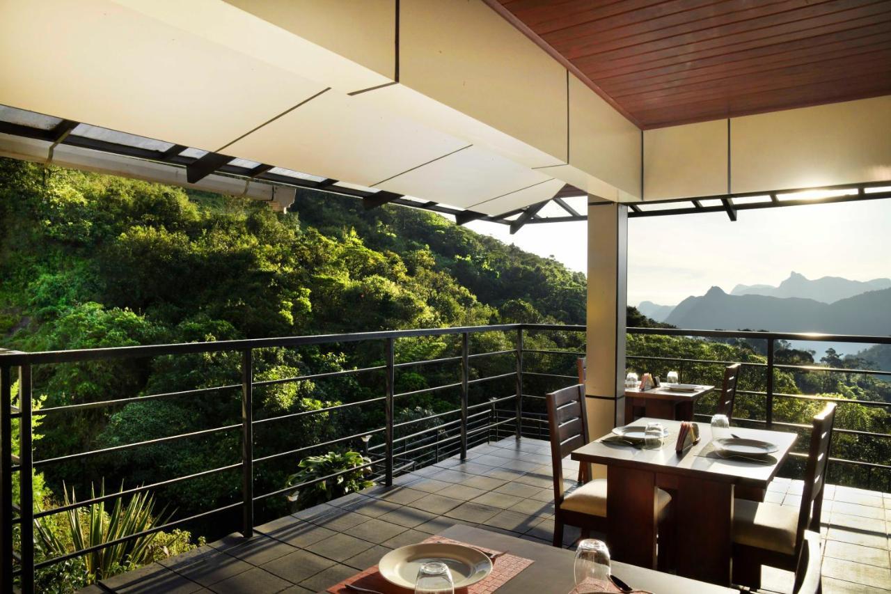 Stayvista At Talerock Inn Mountain View - Breakfast Included Valparai Exterior photo