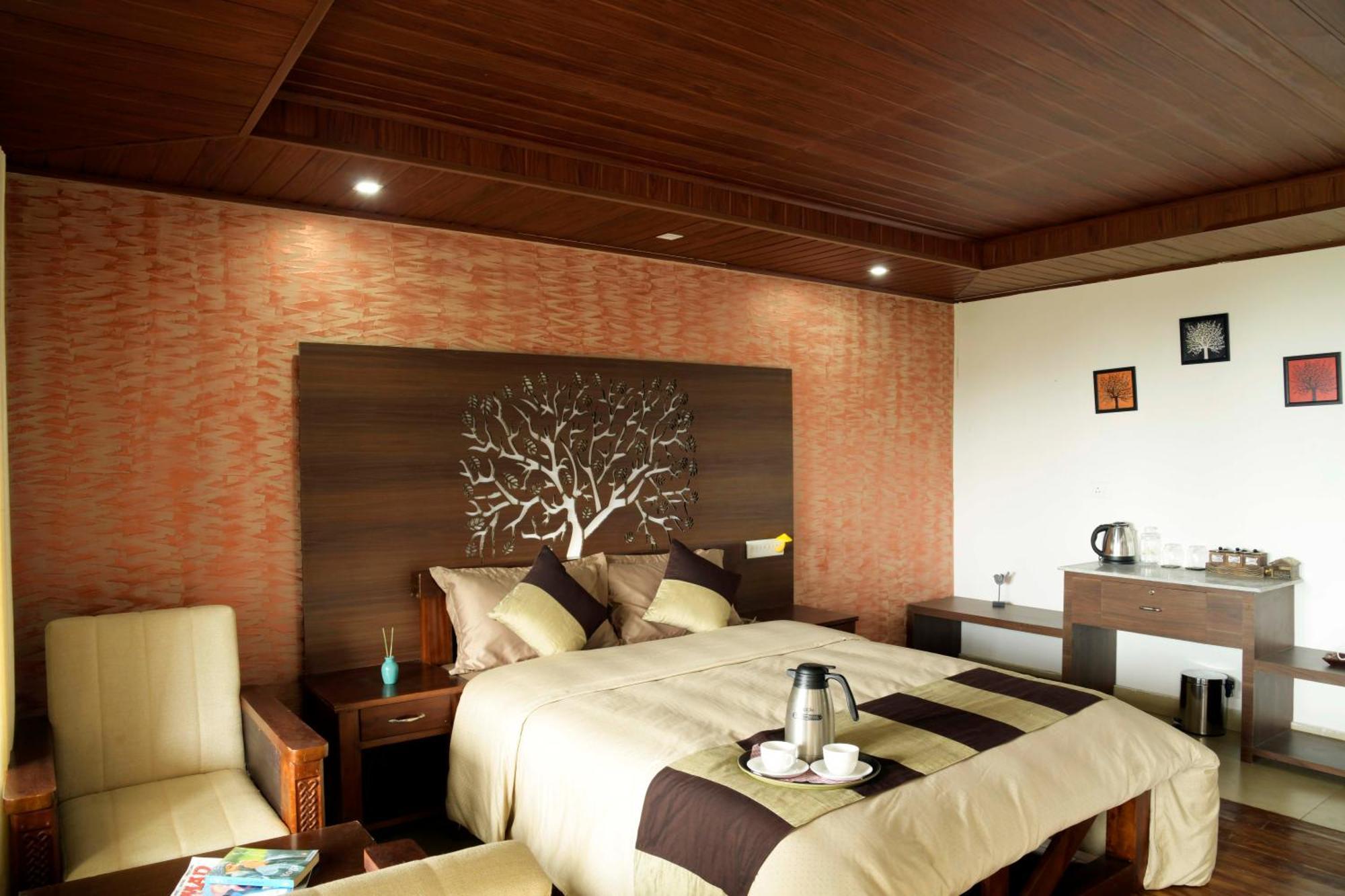 Stayvista At Talerock Inn Mountain View - Breakfast Included Valparai Exterior photo