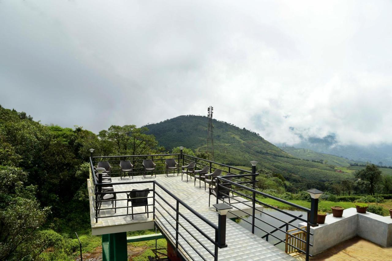 Stayvista At Talerock Inn Mountain View - Breakfast Included Valparai Exterior photo